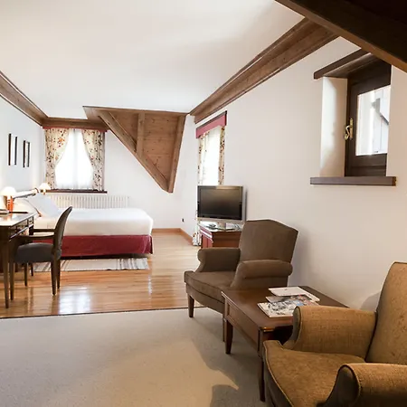 Melia De Otel Tredós