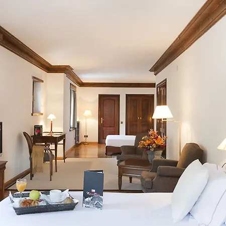 Melia De 4*